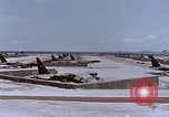 Immagine di Funzionamento luce di arco U Tapao-Royal Thai Air Force Base della Thailandia, 1969, secondo 11 filmato di repertorio 65675039082