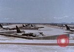 Immagine di Funzionamento luce di arco U Tapao-Royal Thai Air Force Base della Thailandia, 1969, secondo 12 filmato di repertorio 65675039082