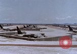 Immagine di Funzionamento luce di arco U Tapao-Royal Thai Air Force Base della Thailandia, 1969, secondo 16 filmato di repertorio 65675039082