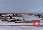 Immagine di Funzionamento luce di arco U Tapao-Royal Thai Air Force Base della Thailandia, 1969, secondo 27 filmato di repertorio 65675039082