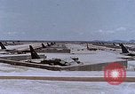Immagine di Funzionamento luce di arco U Tapao-Royal Thai Air Force Base della Thailandia, 1969, secondo 61 filmato di repertorio 65675039082
