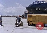 Immagine di Bombardiere B-52 equipaggio U Tapao-Royal Thai Air Force Base della Thailandia, 1969, secondo 45 filmato di repertorio 65675039085