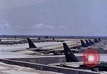 Immagine di B-62 bombardieri in revetments U Tapao-Royal Thai Air Force Base della Thailandia, 1969, secondo 38 filmato di repertorio 65675039086