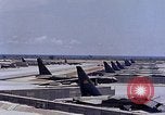 Immagine di B-62 bombardieri in revetments U Tapao-Royal Thai Air Force Base della Thailandia, 1969, secondo 41 filmato di repertorio 65675039086