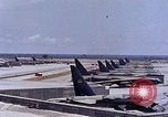 Immagine di B-62 bombardieri in revetments U Tapao-Royal Thai Air Force Base della Thailandia, 1969, secondo 50 filmato di repertorio 65675039086