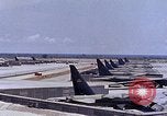 Immagine di B-62 bombardieri in revetments U Tapao-Royal Thai Air Force Base della Thailandia, 1969, secondo 54 filmato di repertorio 65675039086