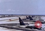 Immagine di B-62 bombardieri in revetments U Tapao-Royal Thai Air Force Base della Thailandia, 1969, secondo 56 filmato di repertorio 65675039086