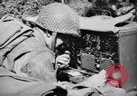 Immagine di Signal Corps Radio 694 SCR United States USA, 1944, secondo 43 filmato di repertorio 65675039093