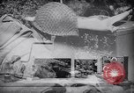 Immagine di Signal Corps Radio 694 SCR United States USA, 1944, secondo 49 filmato di repertorio 65675039093