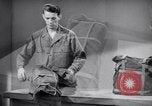 Immagine di Signal Corps Radio 694 SCR United States USA, 1944, secondo 20 filmato di repertorio 65675039094