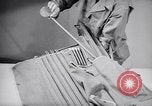 Immagine di Signal Corps Radio 694 SCR United States USA, 1944, secondo 42 filmato di repertorio 65675039094
