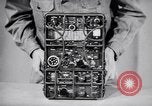 Immagine di Signal Corps Radio 694 SCR United States USA, 1944, secondo 4 filmato di repertorio 65675039095