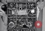 Immagine di Signal Corps Radio 694 SCR United States USA, 1944, secondo 30 filmato di repertorio 65675039095