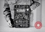 Immagine di Signal Corps Radio 694 SCR United States USA, 1944, secondo 43 filmato di repertorio 65675039095