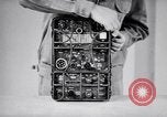 Immagine di Signal Corps Radio 694 SCR United States USA, 1944, secondo 45 filmato di repertorio 65675039095