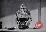 Immagine di Signal Corps Radio 694 SCR United States USA, 1944, secondo 1 filmato di repertorio 65675039096
