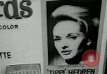 Immagine di Tippi Hedren Albany New York USA, 1963, secondo 10 filmato di repertorio 65675039099