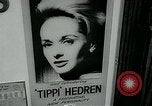 Immagine di Tippi Hedren Albany New York USA, 1963, secondo 12 filmato di repertorio 65675039099