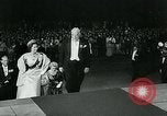 Immagine di Queen Elizabeth Canberra, Australia, 1963, secondo 29 filmato di repertorio 65675039102