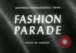 Image défilé de modèle London England Royaume-Uni, 1963, de la seconde 4 séquences d'archives historiques vidéo 65675039104