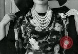 Image défilé de modèle London England Royaume-Uni, 1963, de la seconde 15 séquences d'archives historiques vidéo 65675039104