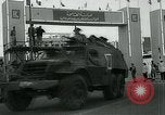 Immagine di Abd al-Karim Qasim deposto A Bagdad in Iraq, 1963, secondo 33 filmato di repertorio 65675039113