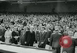 Immagine di Baltimore Orioles giocando Washington senatori baseball Washington DC USA, 1963, secondo 11 filmato di repertorio 65675039123