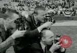 Immagine di Baltimore Orioles giocando Washington senatori baseball Washington DC USA, 1963, secondo 12 filmato di repertorio 65675039123