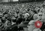 Immagine di Baltimore Orioles giocando Washington senatori baseball Washington DC USA, 1963, secondo 22 filmato di repertorio 65675039123