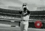 Immagine di Baltimore Orioles giocando Washington senatori baseball Washington DC USA, 1963, secondo 25 filmato di repertorio 65675039123