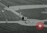 Immagine di Baltimore Orioles giocando Washington senatori baseball Washington DC USA, 1963, secondo 39 filmato di repertorio 65675039123