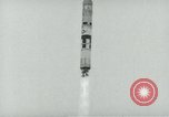 Standbild TITAN II Rakete Vandenberg Air Force Base California USA, 1963, aus Sekunde 19 historischem Filmmaterial Videoclip 65675039127