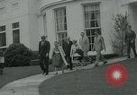 Standbild Feiern für erfolgreiche Orbit von Major Gordon Cooper Washington DC USA, 1963, aus Sekunde 6 historischem Filmmaterial Videoclip 65675039129