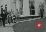 Standbild Feiern für erfolgreiche Orbit von Major Gordon Cooper Washington DC USA, 1963, aus Sekunde 9 historischem Filmmaterial Videoclip 65675039129