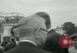 Standbild Feiern für erfolgreiche Orbit von Major Gordon Cooper Washington DC USA, 1963, aus Sekunde 29 historischem Filmmaterial Videoclip 65675039129