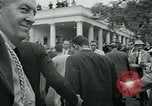 Standbild Feiern für erfolgreiche Orbit von Major Gordon Cooper Washington DC USA, 1963, aus Sekunde 33 historischem Filmmaterial Videoclip 65675039129