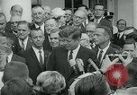 Standbild Feiern für erfolgreiche Orbit von Major Gordon Cooper Washington DC USA, 1963, aus Sekunde 48 historischem Filmmaterial Videoclip 65675039129