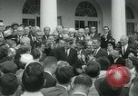 Standbild Feiern für erfolgreiche Orbit von Major Gordon Cooper Washington DC USA, 1963, aus Sekunde 62 historischem Filmmaterial Videoclip 65675039129