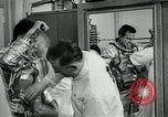 Image L'astronaute de la NASA le Major Gordon Cooper foi vol 7 Washington DC USA, 1963, de la seconde 13 séquences d'archives historiques vidéo 65675039130