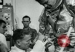 Image L'astronaute de la NASA le Major Gordon Cooper foi vol 7 Washington DC USA, 1963, de la seconde 16 séquences d'archives historiques vidéo 65675039130