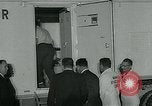 Image L'astronaute de la NASA le Major Gordon Cooper foi vol 7 Washington DC USA, 1963, de la seconde 42 séquences d'archives historiques vidéo 65675039130