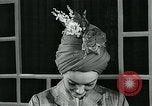 Standbild Frauen United States USA, 1963, aus Sekunde 20 historischem Filmmaterial Videoclip 65675039133