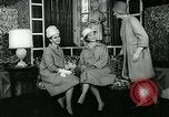Standbild Frauen United States USA, 1963, aus Sekunde 46 historischem Filmmaterial Videoclip 65675039133