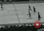Standbild College Basketball Turnier Louisville Kentucky USA, 1963, aus Sekunde 16 historischem Filmmaterial Videoclip 65675039138