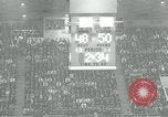 Standbild College Basketball Turnier Louisville Kentucky USA, 1963, aus Sekunde 31 historischem Filmmaterial Videoclip 65675039138