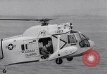 Standbild Sikorsky HH-52A Hubschrauber New York United States USA, 1963, aus Sekunde 40 historischem Filmmaterial Videoclip 65675039154