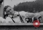 Image doigt Wrestling la Bavière en Allemagne, 1963, de la seconde 28 séquences d'archives historiques vidéo 65675039157