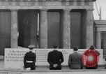 Image John Kennedy Berlin Allemagne, 1963, de la seconde 27 séquences d'archives historiques vidéo 65675039159