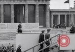 Image John Kennedy Berlin Allemagne, 1963, de la seconde 55 séquences d'archives historiques vidéo 65675039159