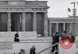 Image John Kennedy Berlin Allemagne, 1963, de la seconde 58 séquences d'archives historiques vidéo 65675039159